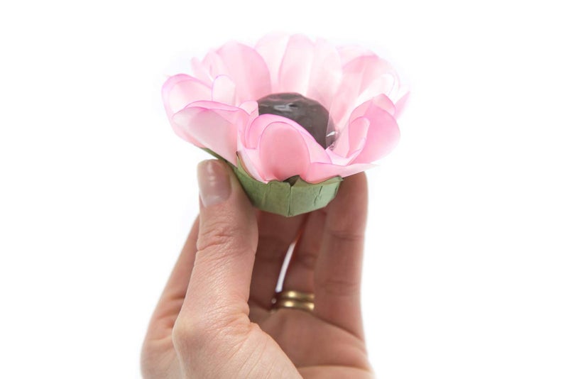 Truffilio Handmade Paper Truffle Cups | Truffle Liners | Truffle Wrappers | Fominhas | Candy cups for chocolate | Forminhas de Brigadeiro | Candy liners - Pack of 20 - (Paper, Pink) - Image 5